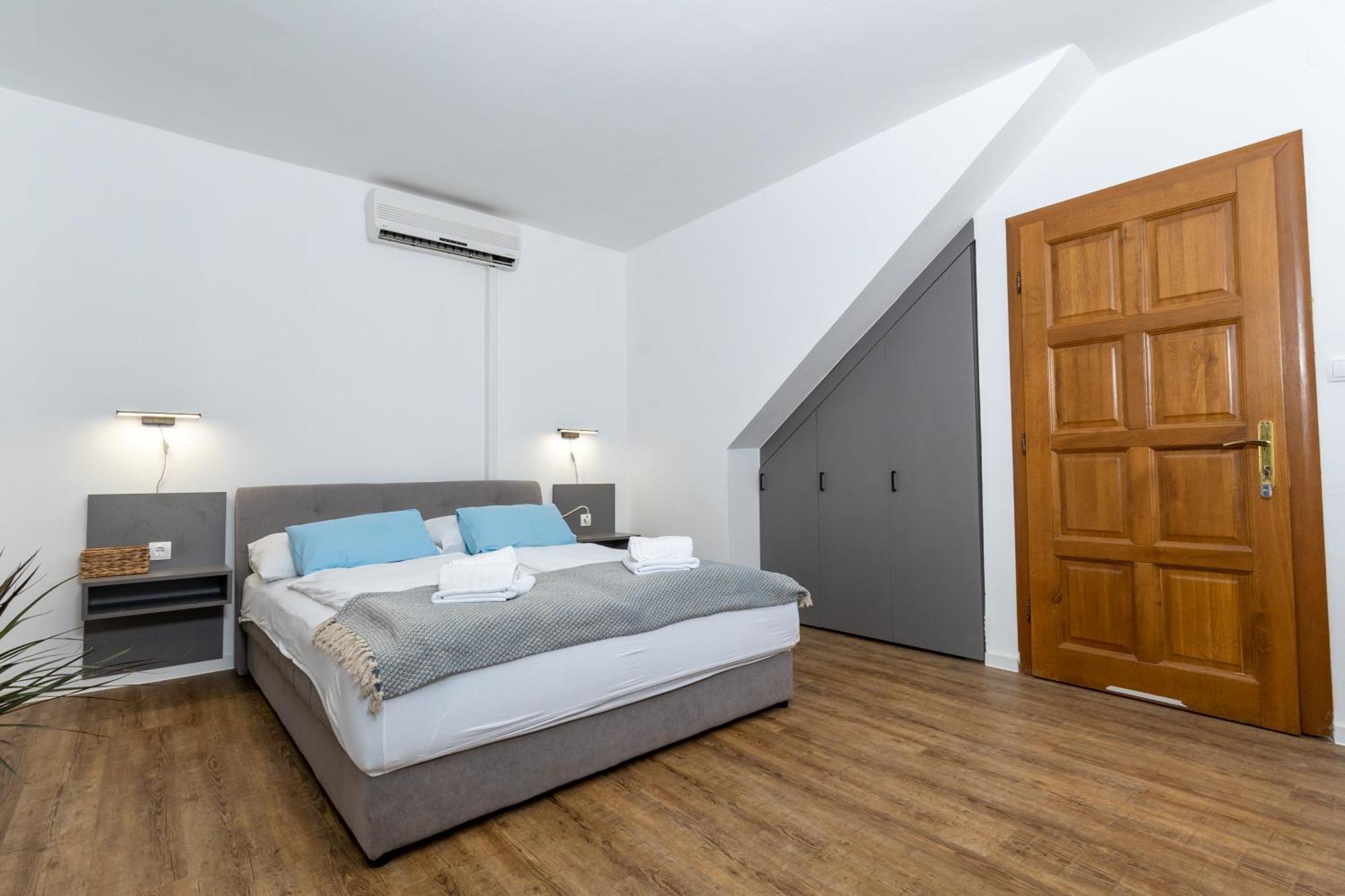 Apartments Dida Sime สตารีกราด-ปาเคลนีซา ภายนอก รูปภาพ