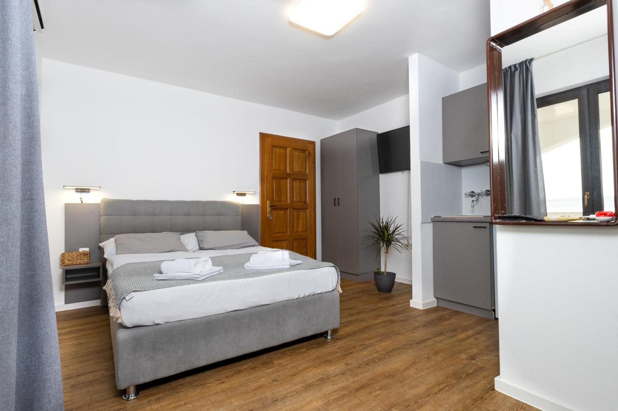 Apartments Dida Sime สตารีกราด-ปาเคลนีซา ภายนอก รูปภาพ